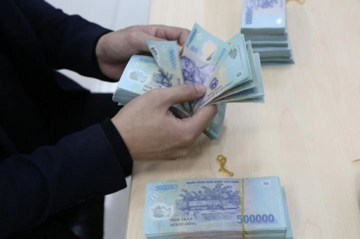 Các hộ nghèo có thể được giảm 15% lãi vay - 1