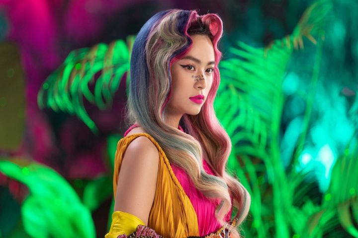 Hoàng Thùy Linh livestream ra mắt MV vì Covid-19 - 3