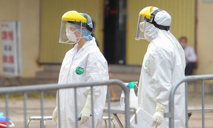 Phong toả khu vực có ca bệnh Covid-19 sau 23 ngày trở về từ ổ dịch Bạch Mai - 13