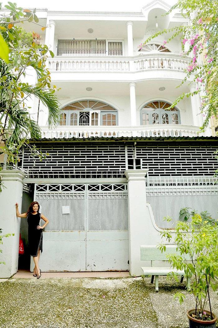 3 đời chồng, U50 Hồ Lệ Thu sợ chuyện tình ly kỳ lá cải - 4