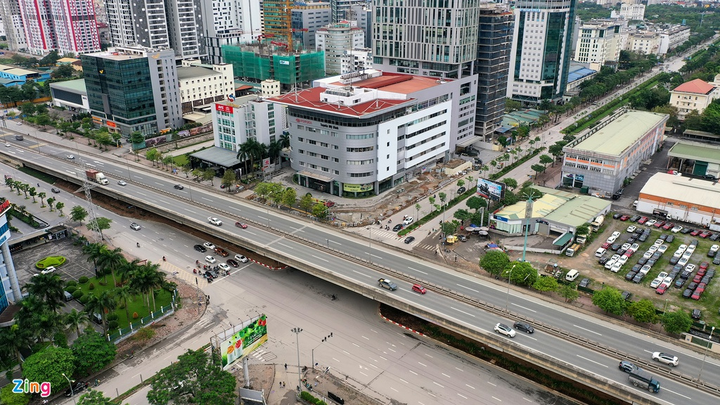 Toàn cảnh Hà Nội nhìn từ trên cao những ngày cách ly xã hội phòng dịch Covid-19 - 4