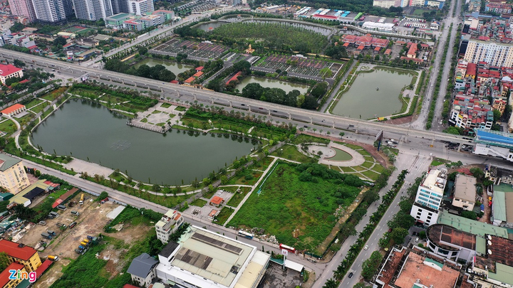 Toàn cảnh Hà Nội nhìn từ trên cao những ngày cách ly xã hội phòng dịch Covid-19 - 7