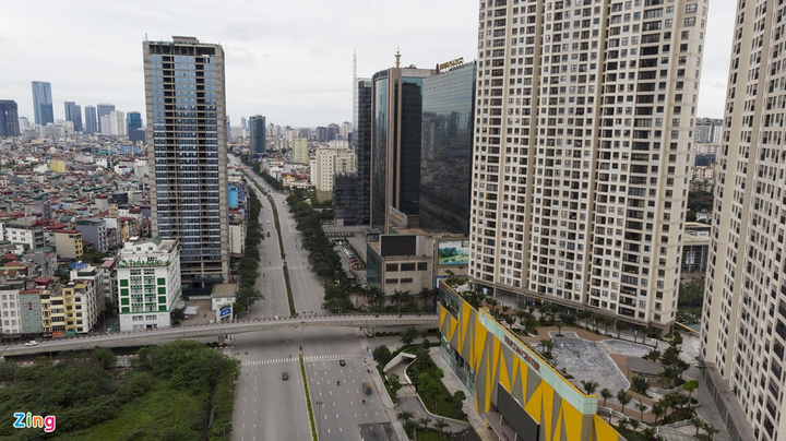 Toàn cảnh Hà Nội nhìn từ trên cao những ngày cách ly xã hội phòng dịch Covid-19 - 8