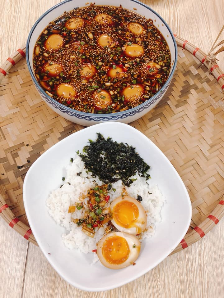 Ảnh: Cách ly xã hội, ai cũng thành 'siêu đầu bếp' - 12