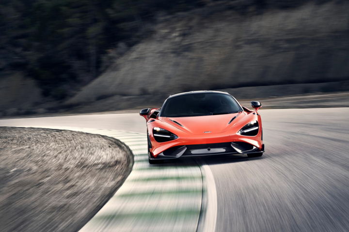 Mclaren 765LT 2021 hiệu suất cao, giá từ 358.000 USD - 2
