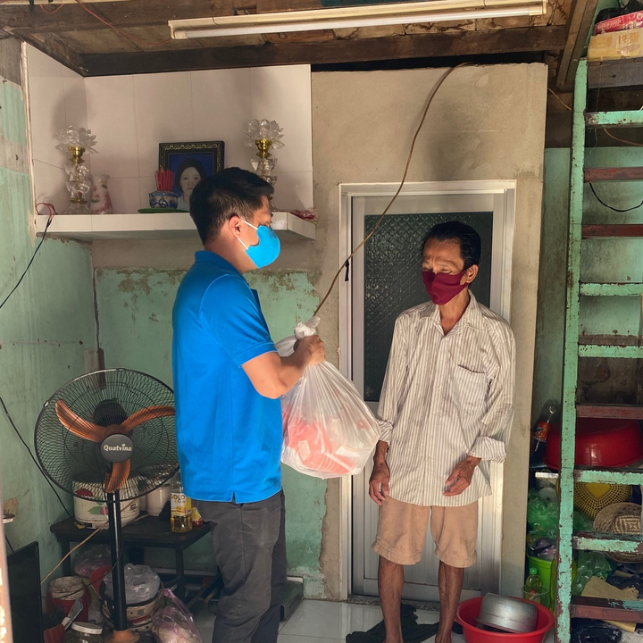 Novaland trao 5.000 phần quà đến những người có hoàn cảnh khó khăn do Covid-19 - 3