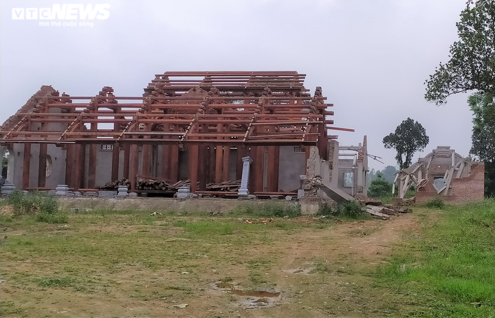 Dân tự ý phá dỡ chùa triệu USD xây trái phép trong khu di tích: Công an vào cuộc - 1