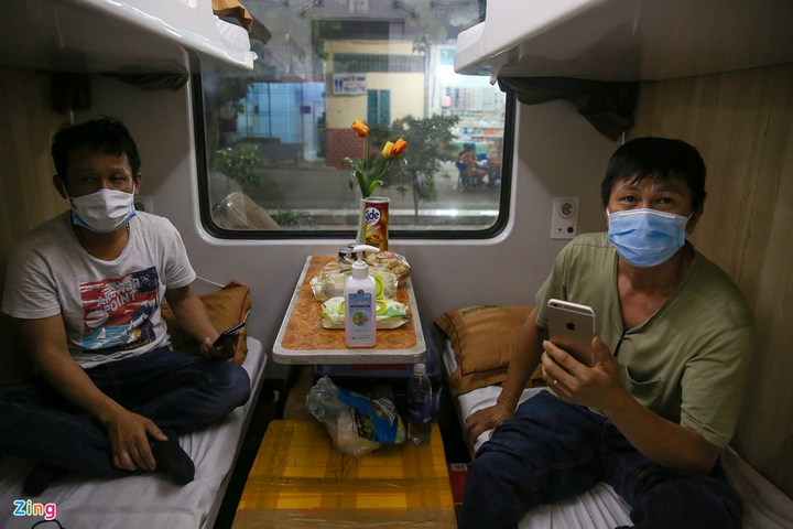  4 hành khách thân nhiệt cao bị Ga Sài Gòn hủy vé - 11