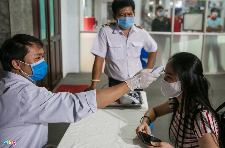  4 hành khách thân nhiệt cao bị Ga Sài Gòn hủy vé - 6