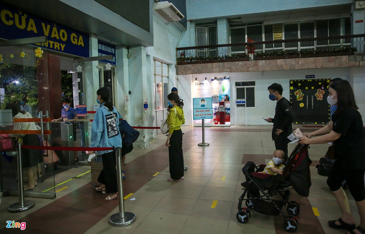  4 hành khách thân nhiệt cao bị Ga Sài Gòn hủy vé - 7