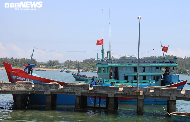 Chuyến biển kinh hoàng của vị thuyền trưởng tàu cá bị Trung Quốc đâm chìm - 5