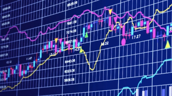 Chứng khoán 10/4: Cổ phiếu hàng không nổi sóng, thị trường vẫn chìm trong sắc đỏ - 1