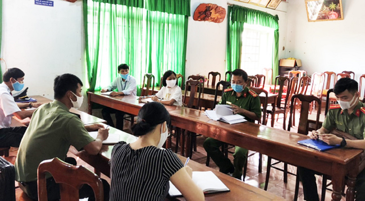 Phạt 20 triệu đồng người đăng hàng loạt bài bịa đặt về COVID-19 - 1