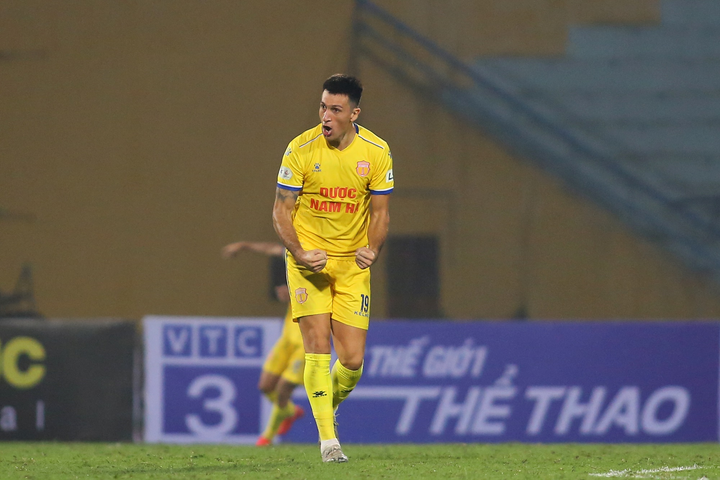 BLV Quang Huy: Bóng đá Việt cần lắng nghe lời 'cầu cứu' của HLV Park Hang Seo - 2