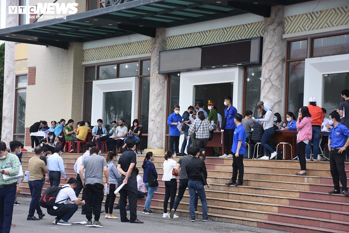 Hải Phòng đột ngột dừng kiểm soát xe tải trước 'giờ G' - 2