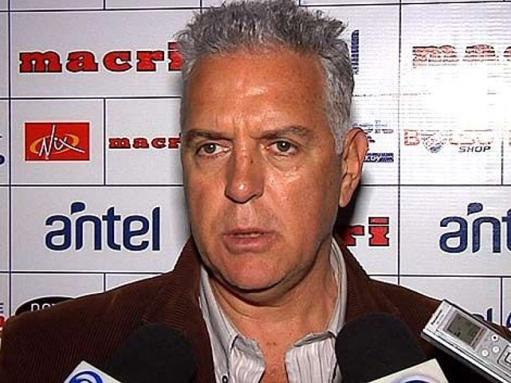 'HLV Hà Nội FC tự cho mình là nhà vô địch nên không cần phải thay đổi' - 2