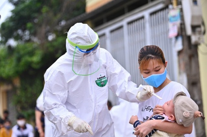 Bộ Y tế ra thông báo khẩn đối với những người đến Chợ hoa Mê Linh - 1