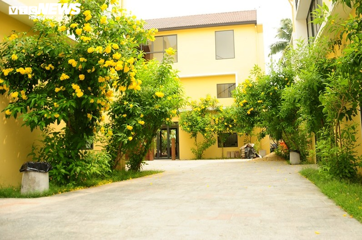 Nam du khách người Colombia trốn khỏi nơi cách ly - 1