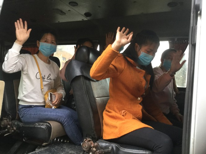 Những người xin ở lại sau khi hết hạn cách ly tập trung - 2