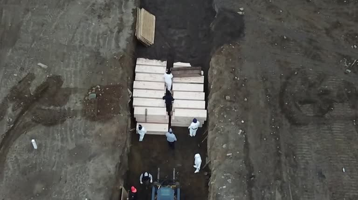 Vì sao New York chịu thảm cảnh kinh hoàng nhất thế giới trong đại dịch COVID-19? - 1