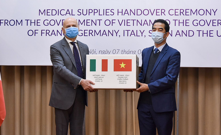 Đại sứ Italy: Cảm ơn Việt Nam hỗ trợ trong cuộc chiến chống đại dịch COVID-19 - 1