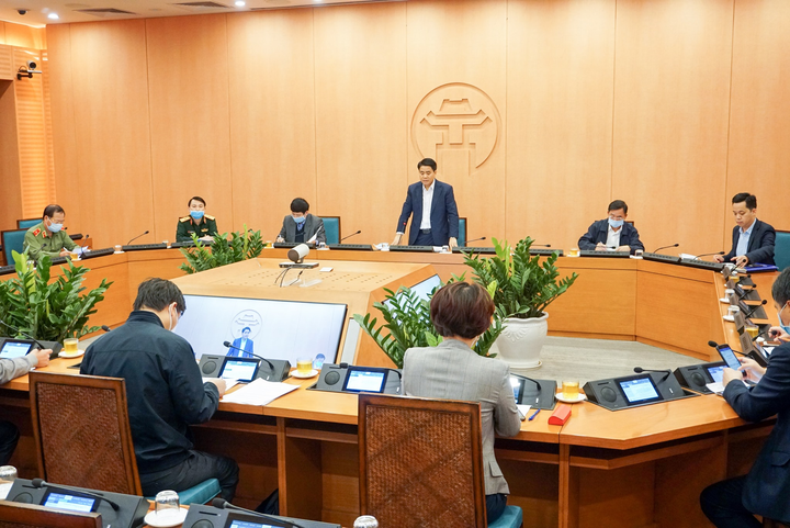 Chuyên gia y tế đề xuất giãn cách xã hội thêm ít nhất 1 tuần - 1