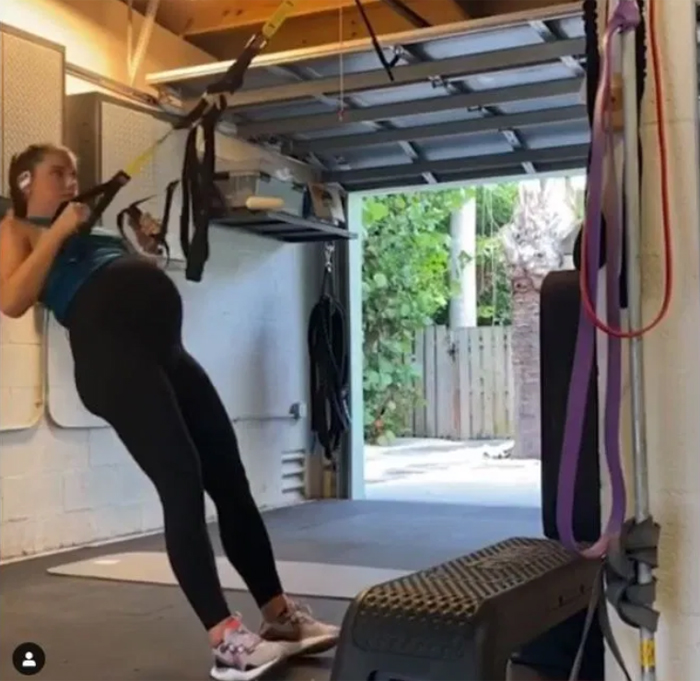 Video: Ngôi sao World Cup của tuyển Mỹ tập tạ khi mang bầu 9 tháng - 2