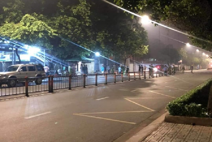 Công nhân thu gom rác phát hiện xác người trong bao tải - 1