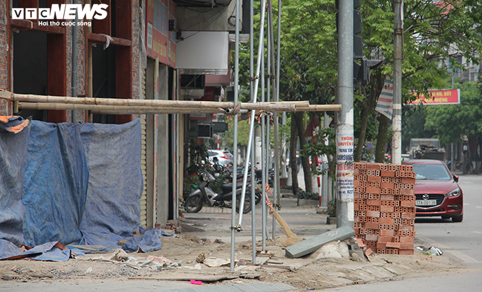 Hai tòa nhà của Đường 'Nhuệ' vi phạm trật tự xây dựng, vẫn đứng sừng sững - 6