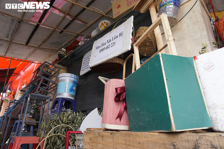 Chợ hoa lớn nhất miền Bắc vắng tanh, không một bóng người - 5