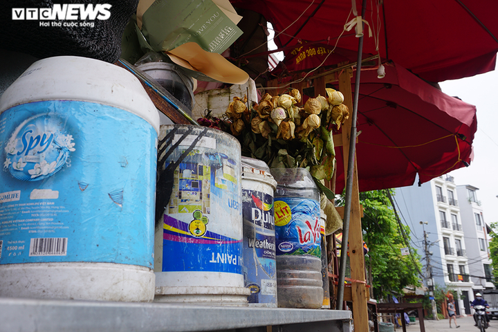 Chợ hoa lớn nhất miền Bắc vắng tanh, không một bóng người - 6