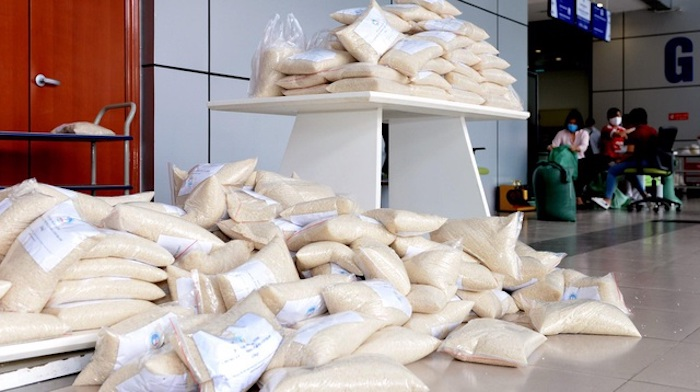 Sáng mai 16/4, ĐH Kinh tế quốc dân phát 15 tấn gạo miễn phí cho người khó khăn - 2