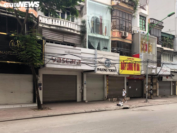 Cửa hàng kinh doanh Hà Nội tiếp tục đóng cửa, phòng chống COVID-19 - 5