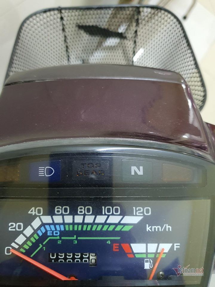 Honda Dream Thái 14 năm tuổi giá 120 triệu đồng - 6