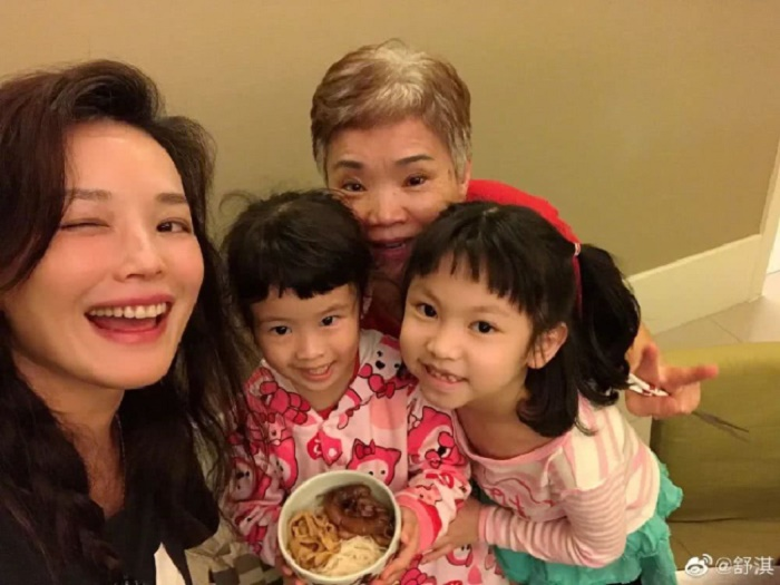 Chồng mong Thư Kỳ 'luôn như gái 18' - 2