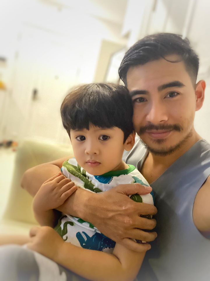 Diễn viên Thanh Bình: 'Chiếc xe Ben oan nghiệt đã cướp mất mẹ của tôi' - 1