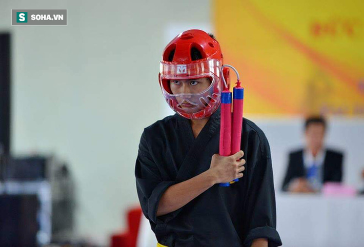 Vén màn môn võ lạ chuyên dùng côn nhị khúc tỉ thí trên võ đài, chỉ có ở Việt Nam - 4