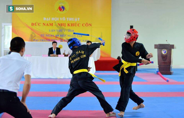 Vén màn môn võ lạ chuyên dùng côn nhị khúc tỉ thí trên võ đài, chỉ có ở Việt Nam - 5