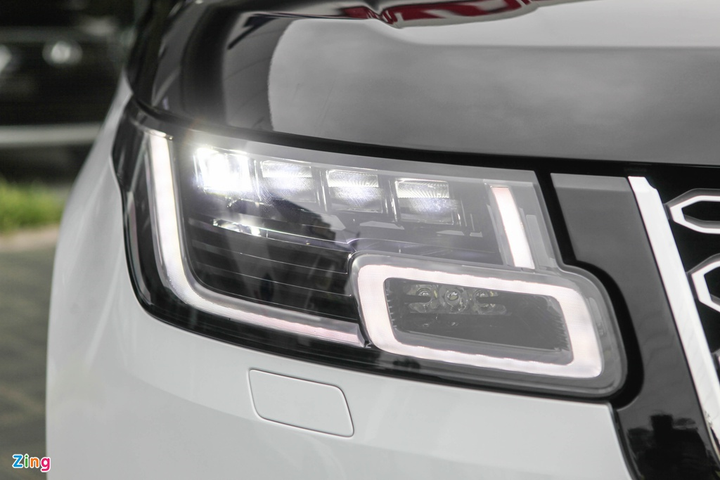 Cận cảnh 'xế xịn' Range Rover SVAutobiography LWB 3.0L 2020 mới về Việt Nam - 4