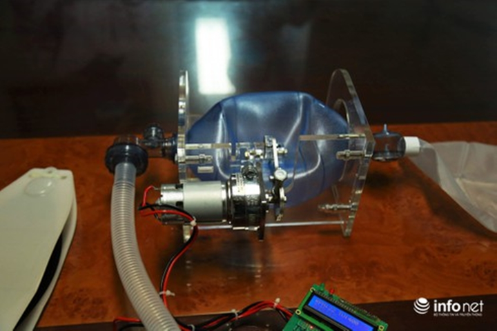 Cận cảnh máy trợ thở đầu tiên do chính tay người Việt Nam thiết kế và sản xuất - 10