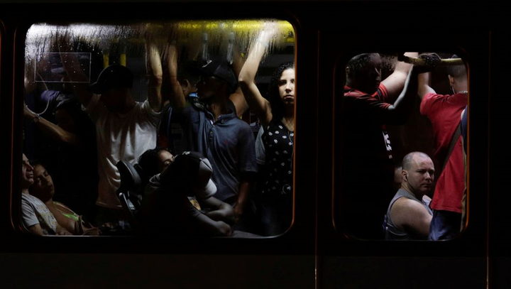 COVID-19: Cái chết của bà giúp việc làm cả Brazil chết lặng - 3