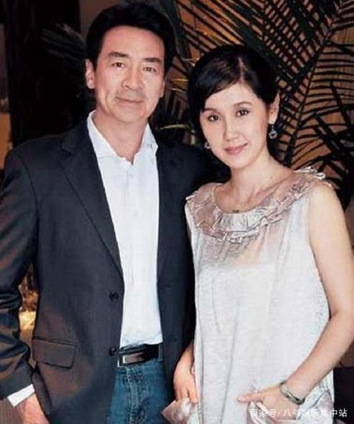 Tài tử 'Tiếu ngạo giang hồ': Lấy vợ kém 21 tuổi, cuộc sống U70 ra sao? - 4