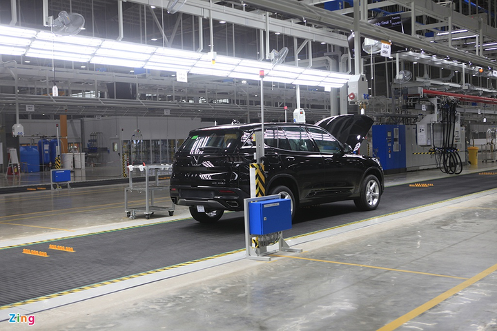 Các hãng ôtô tại Việt Nam làm gì trong mùa dịch? - 1
