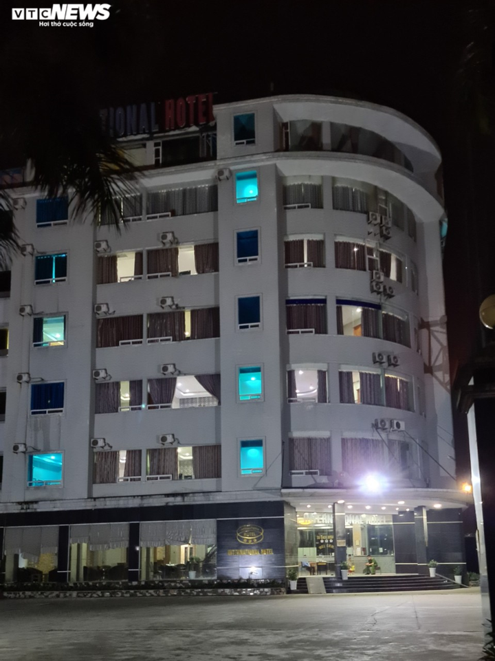 Cách ly 71 chuyên gia, lao động Trung Quốc đến Bắc Ninh làm việc - 1