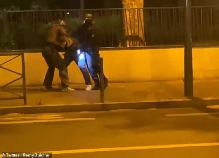 Cảnh sát Pháp, Đức mạnh tay dẹp biểu tình phản đối phong tỏa - 6