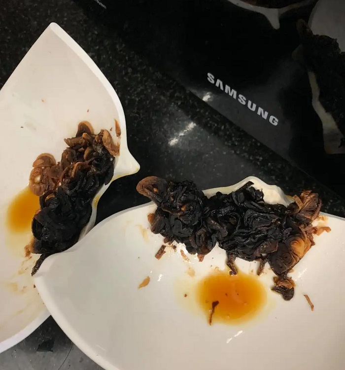 Cười té ghế với ảnh 'hậu trường' bếp núc thảm họa mùa dịch COVID-19 - 6