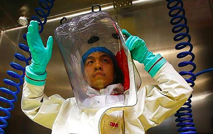 Cố vấn Nhà Trắng: TQ phải chứng minh COVID-19 không từ phòng thí nghiệm Vũ Hán - 2