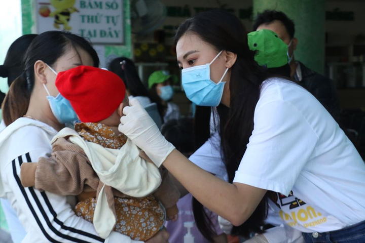 Á hậu Kim Duyên: 'Chị H'Hen Niê luôn tự hào khi sinh ra trong khó khăn' - 2