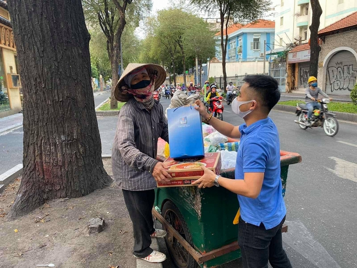 Petrovietnam: Chung sức cùng cộng đồng chống dịch - 2