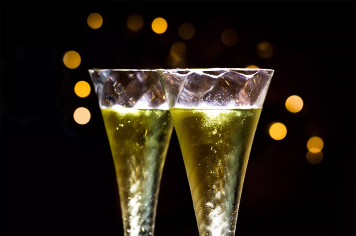 Nếu ngừng cách ly toàn xã hội, có 5 điều bạn vẫn không nên làm - 1